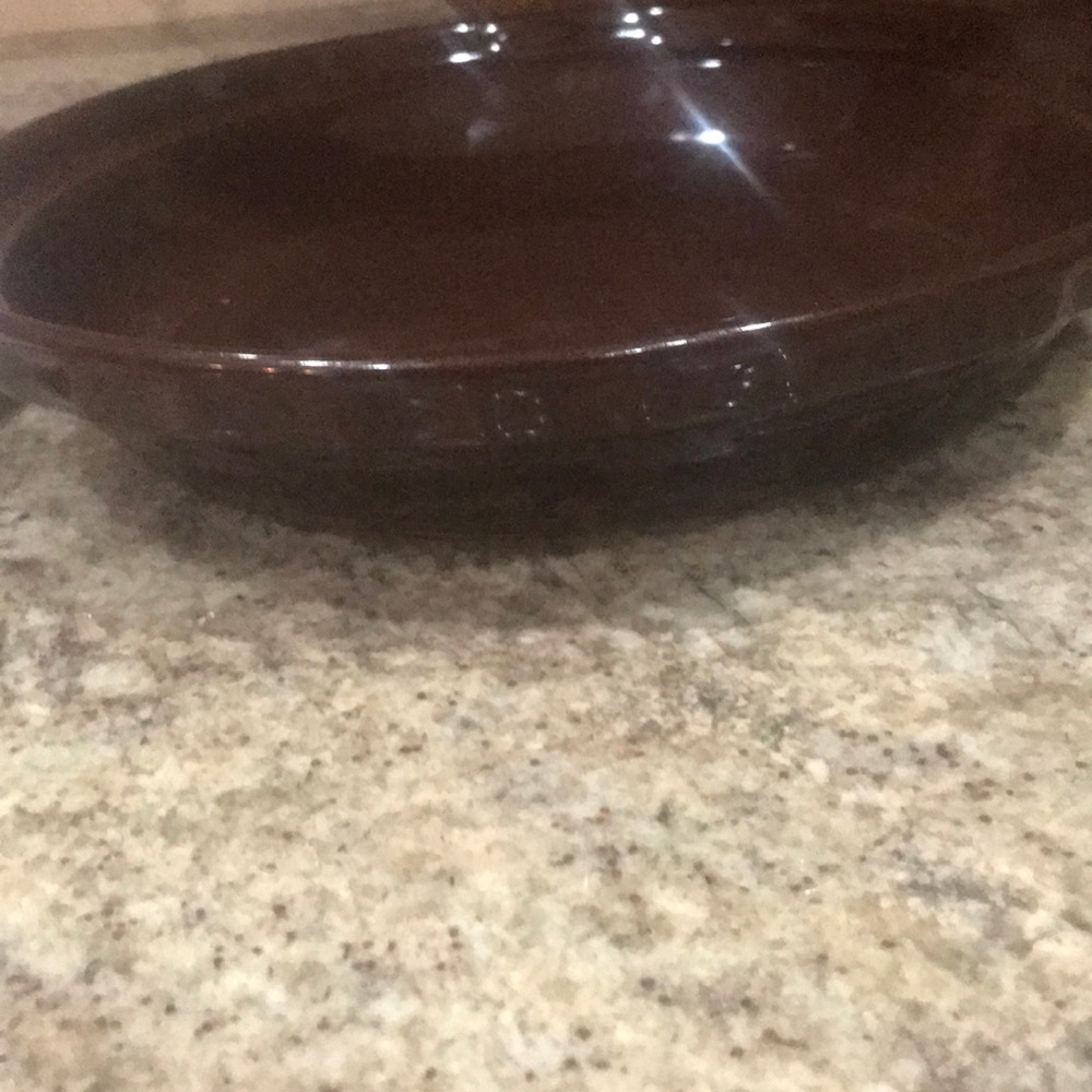 Rare woven chocolate Longaberger pie dish with lid